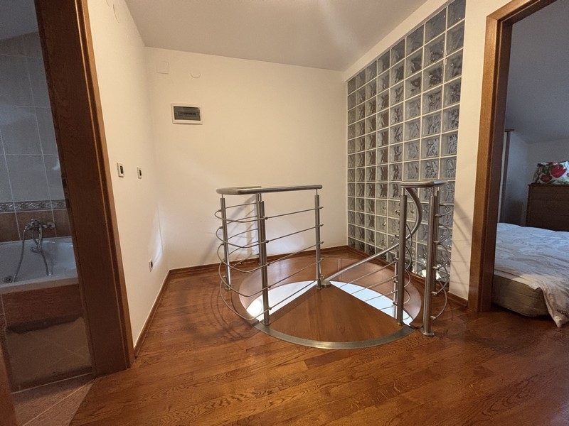 Galeriebereich mit Zugang zu den Schlafzimmern