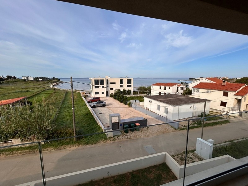Meerblick vom Balkon in ruhiger Lage