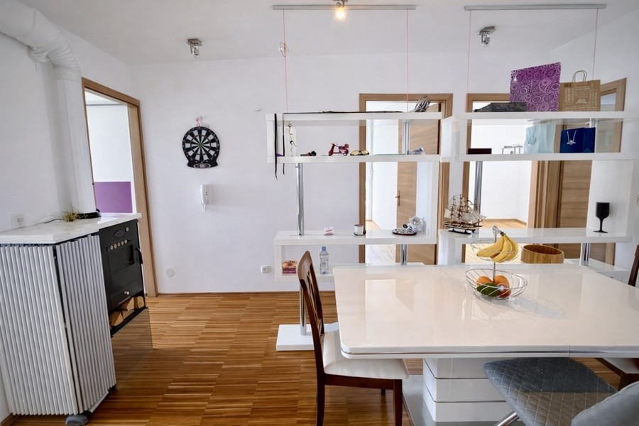 Offener Wohn- und Essbereich der Wohnung in Split