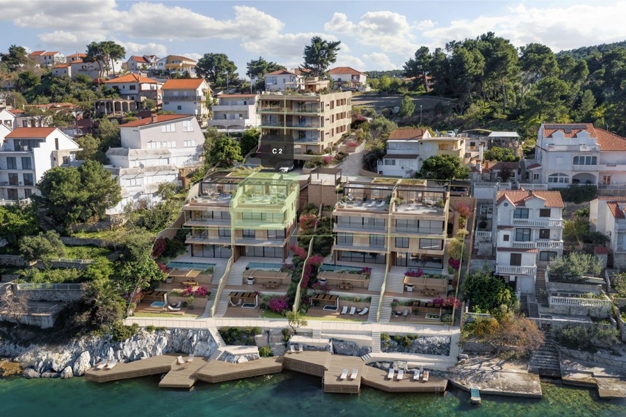 Exklusive Wohnanlage direkt am Meer auf Ciovo