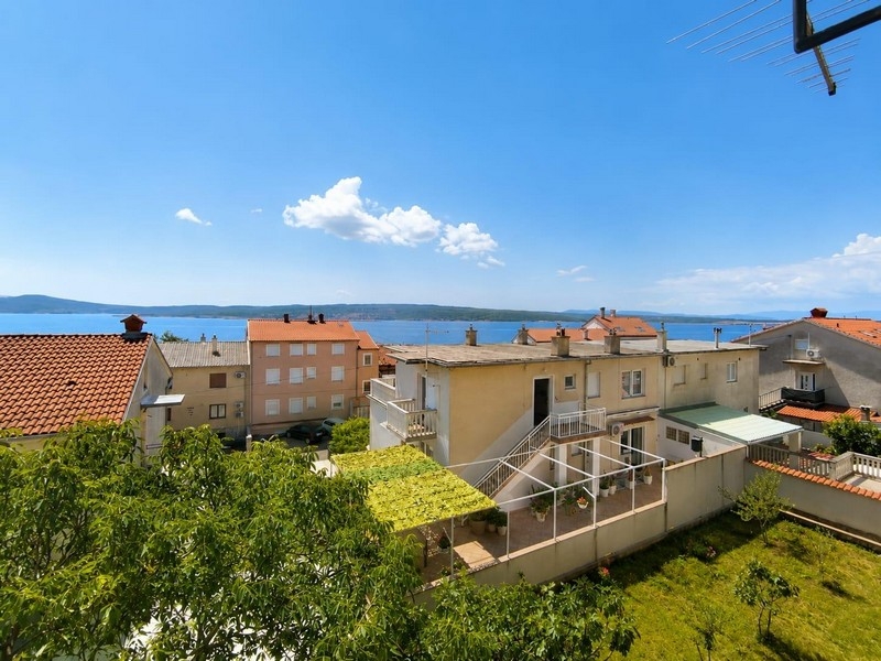 Blick auf das Meer und die Küste in Kroatien