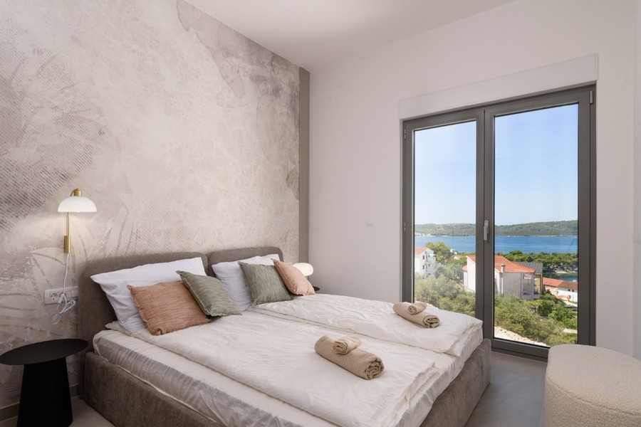 Schlafzimmer mit Meerblick in Kroatien