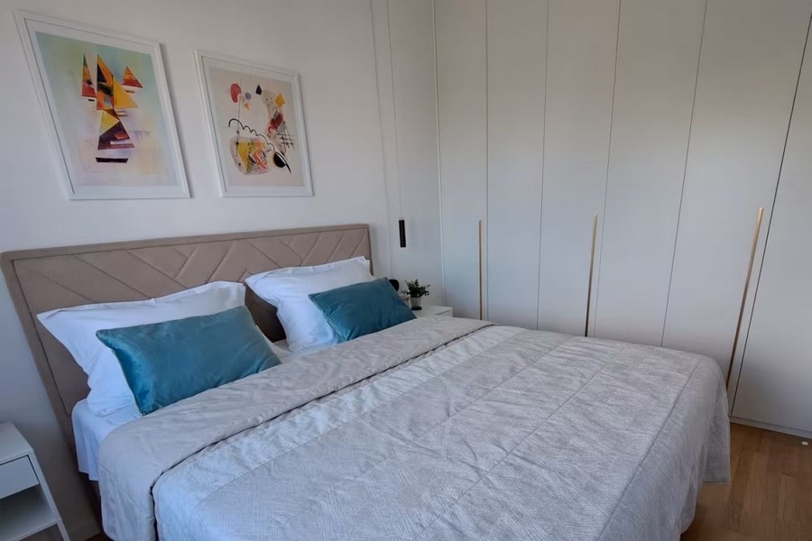 Schlafzimmer mit Einbauschränken
