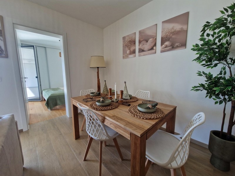 Essbereich einer modernen Wohnung in Kroatien