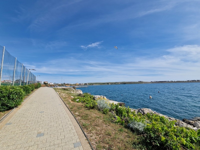Strandlage auf der Insel Pag in Kroatien