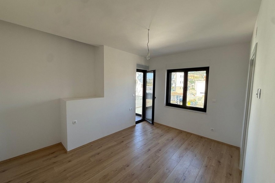 Schlafzimmer mit Balkonzugang