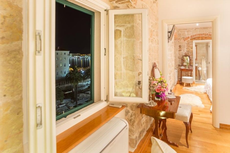 Blick auf das Meer aus der Wohnung in Kroatien