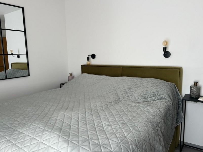Schlafzimmer mit Doppelbett