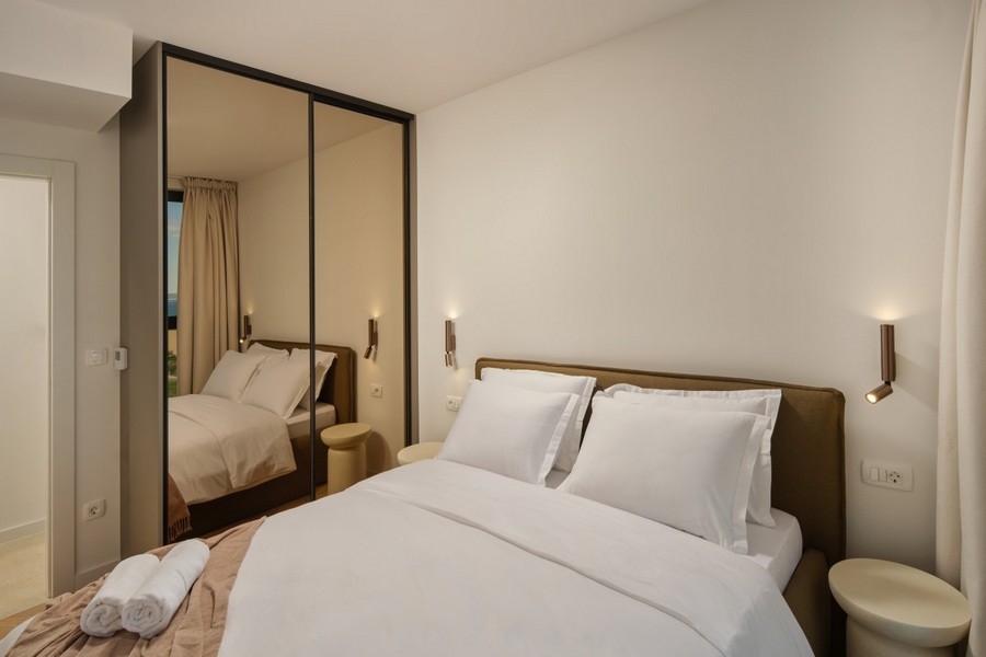 Schlafzimmer mit Einbauschrank