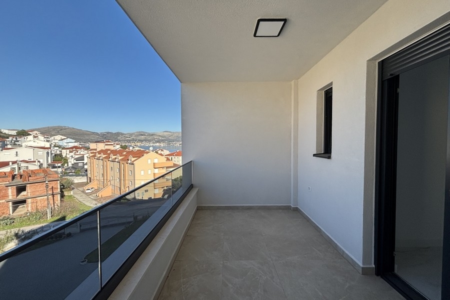 Terrasse mit Ausblick auf die Umgebung