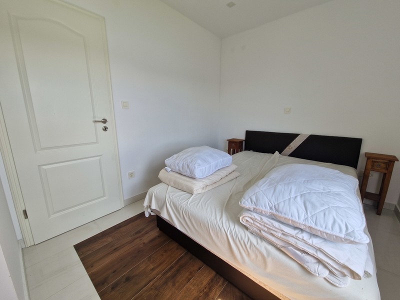 Schlafzimmer mit Doppelbett