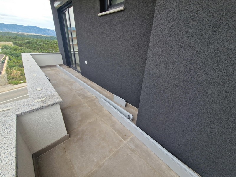 Überdachte Terrasse mit Meerblick