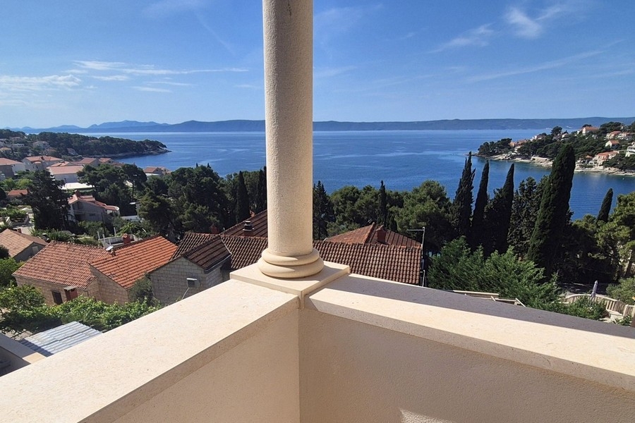 Wohnung mit Meerblick auf der Insel Brac in Kroatien