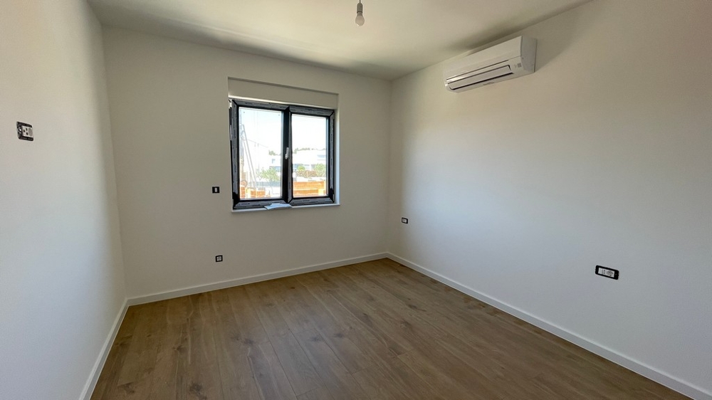 Schlafzimmer mit Tageslicht