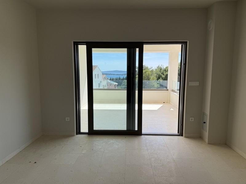 Moderne Neubauwohnung nahe Strand in Vodice