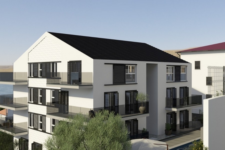 Neubau mit Gemeinschaftspool und Sonnenbereich