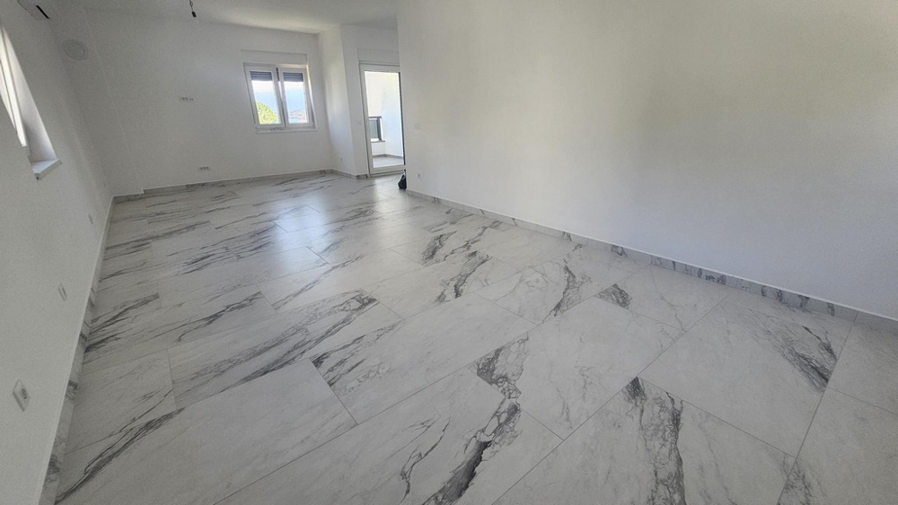 Wohn- und Küchenbereich der Wohnung in Soline auf der Insel Krk