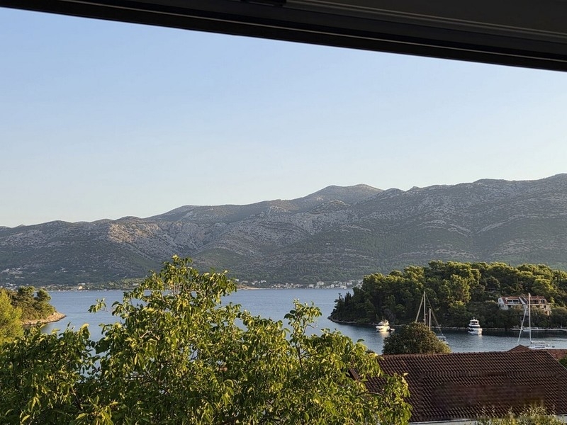 Wohnung mit Meerblick und Loggia in Zrnovska Banja, Insel Korcula