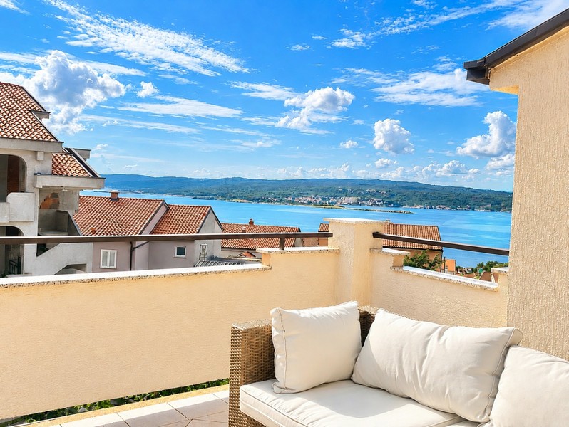 Wohnung mit Meerblick und Terrasse in Crikvenica