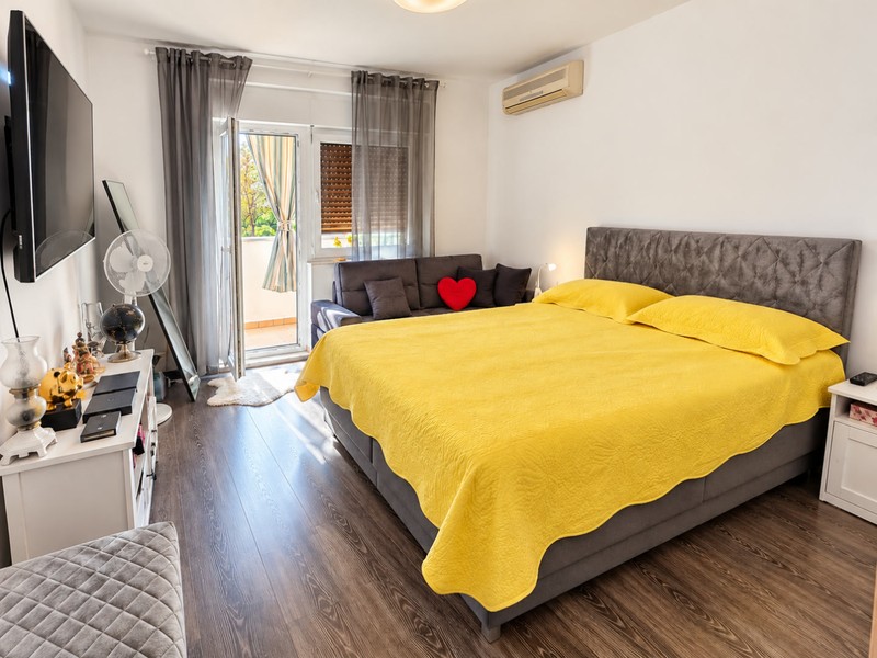 Zweites Schlafzimmer mit Doppelbett