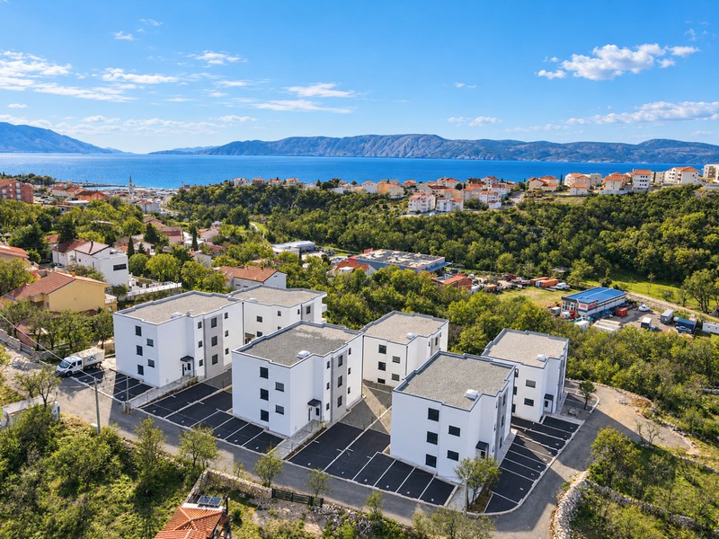 Neue Wohnung im ersten Obergeschoss in Novi Vinodolski