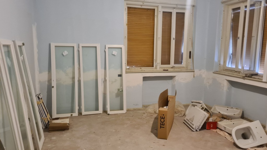 Zimmer vor der Renovierung